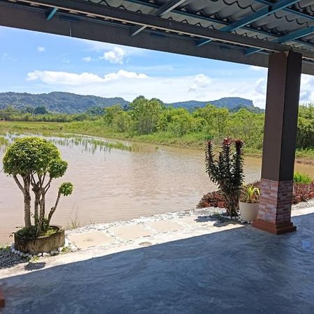 Damai D Homestay Кангар Экстерьер фото